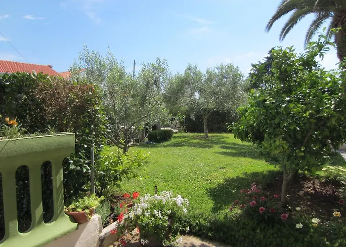 By The Sea - Diklo, - 11662